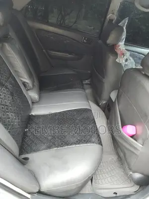 Toyota Carina 2000 Silver