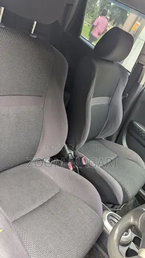 Toyota IST 2002 Silver