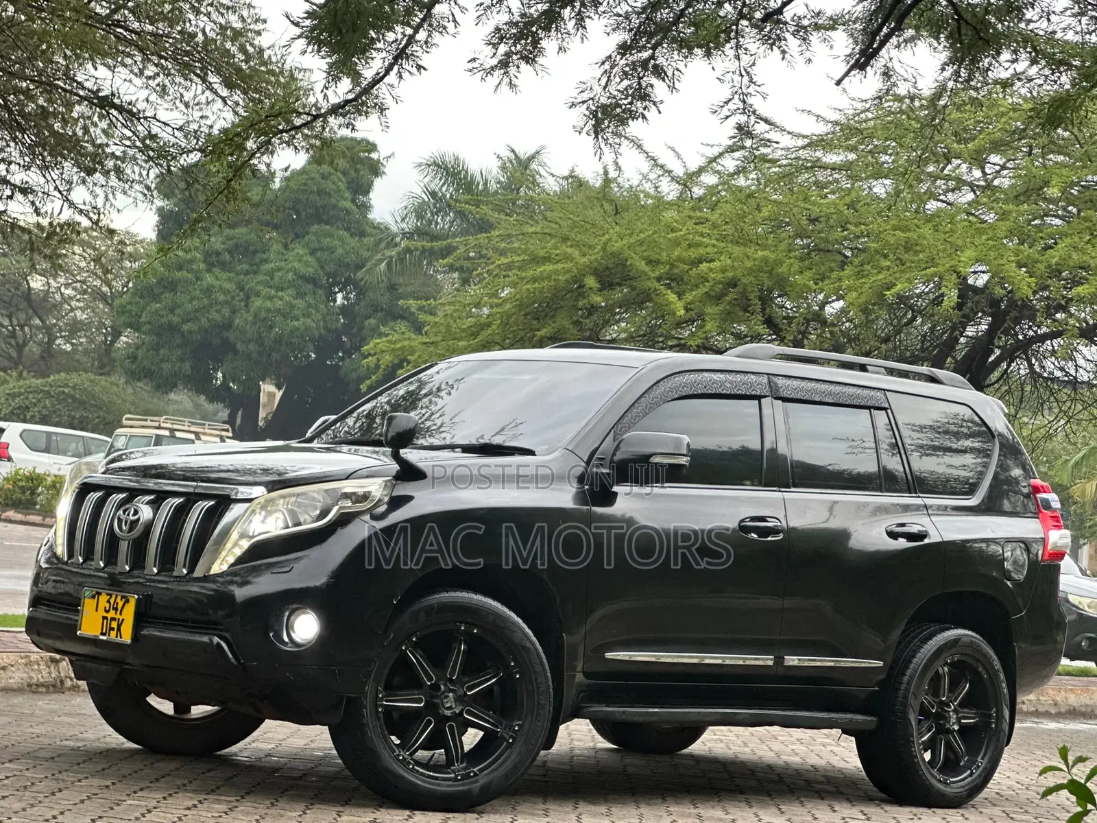 Toyota Land Cruiser Prado 2014 Black