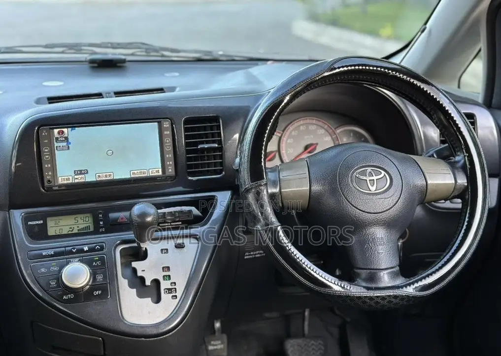 Toyota Wish 2003 Black