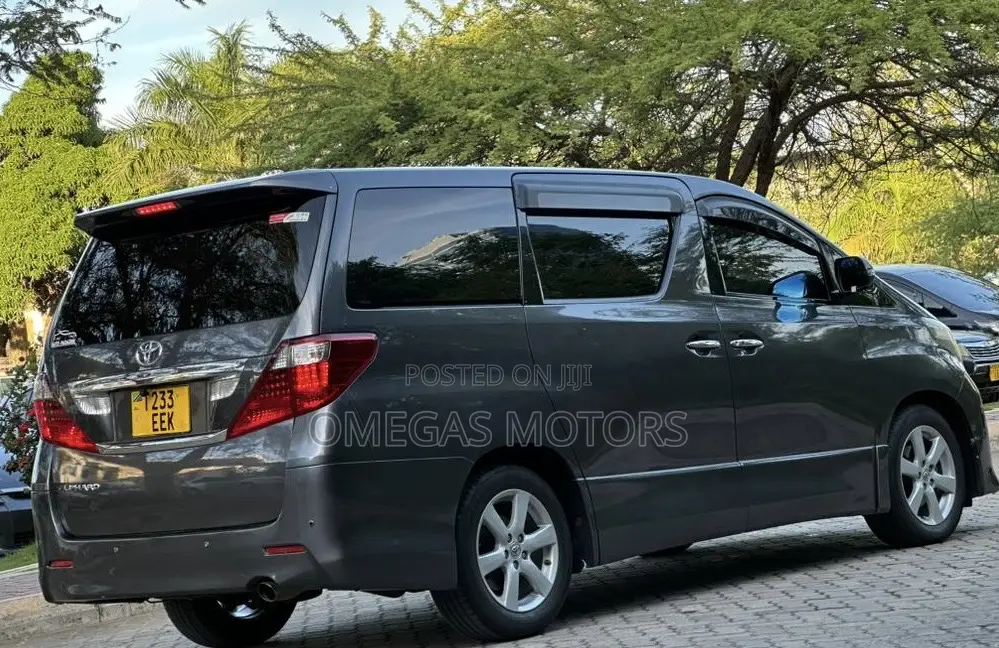 Toyota Alphard 2.4 Petrol AWD 2010 Gray