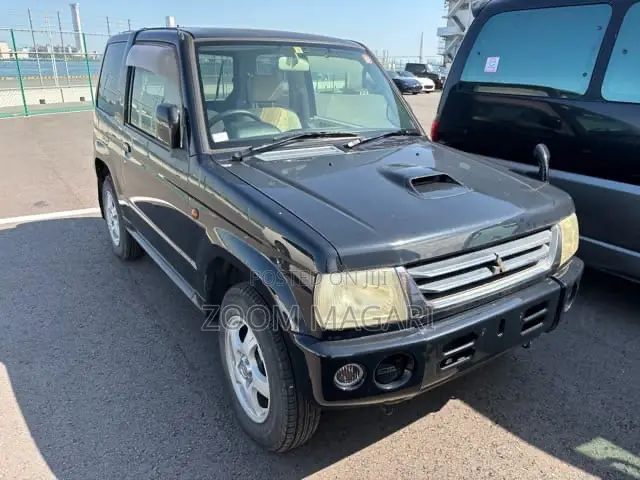 Mitsubishi Pajero 2005 Black