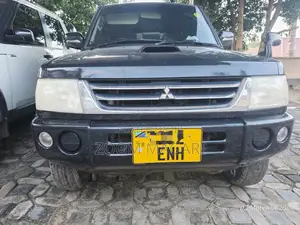 Mitsubishi Pajero 2005 Black