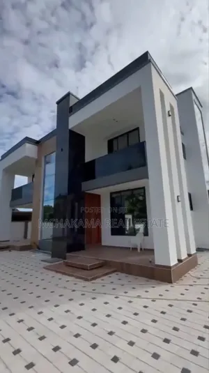 5bdrm Block of Flats in Mchakama Real Estate, Mbweni for sale