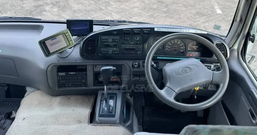 Toyota Coaster 2007