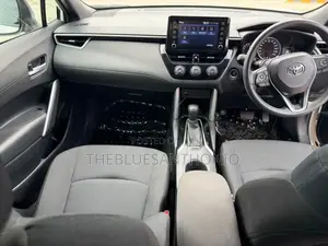 Toyota Corolla Cross 2023 White