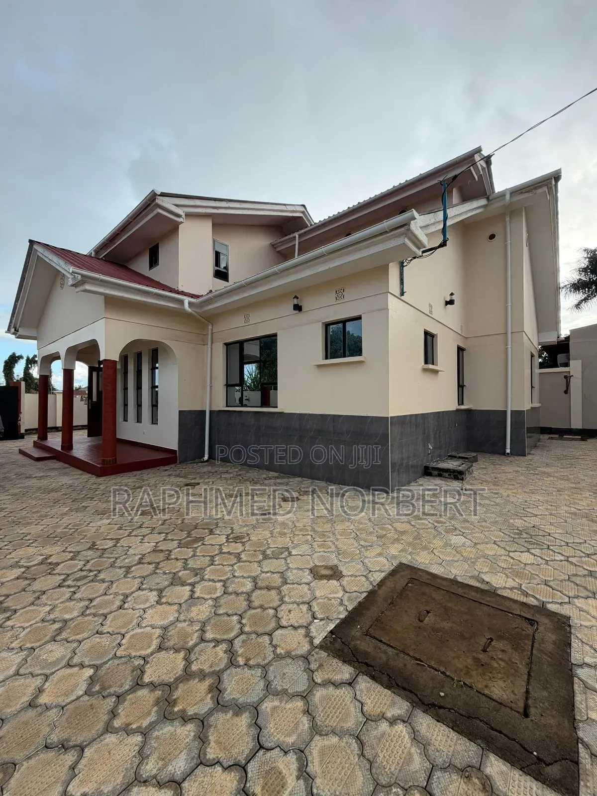 4bdrm House in Tanzania Realestates, Njiro for rent