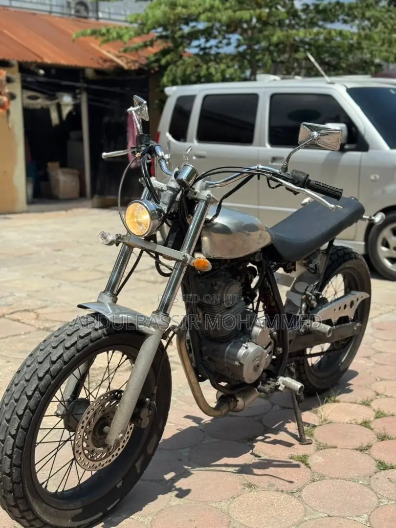 Honda 2012 Silver