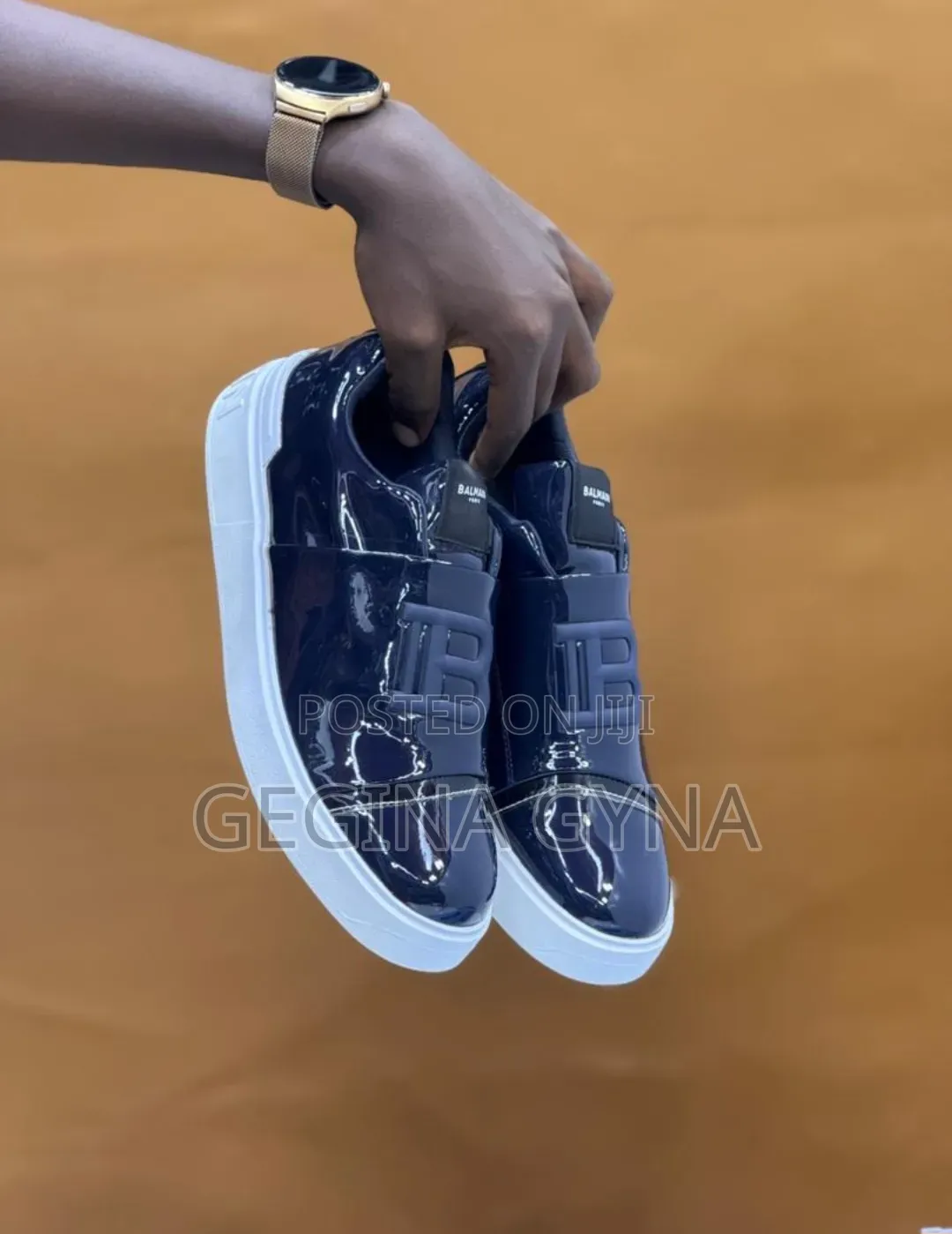 Quality and Classy Sneaker