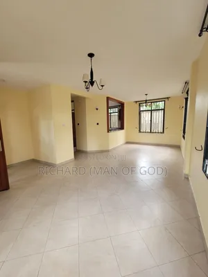 3bdrm Apartment in Central Business Area for rent