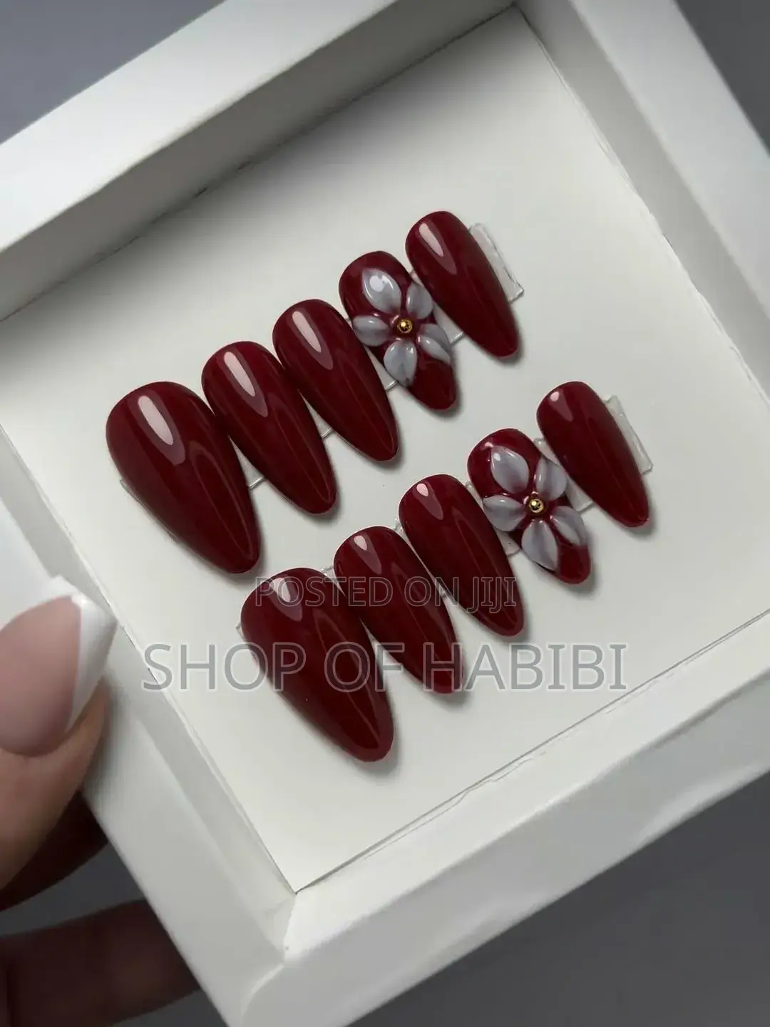 Luxury Press on Nails