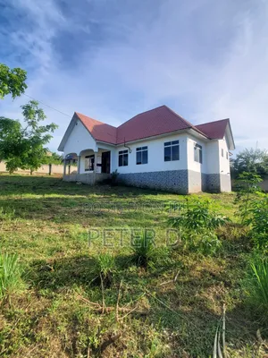 4bdrm House in Goba for sale