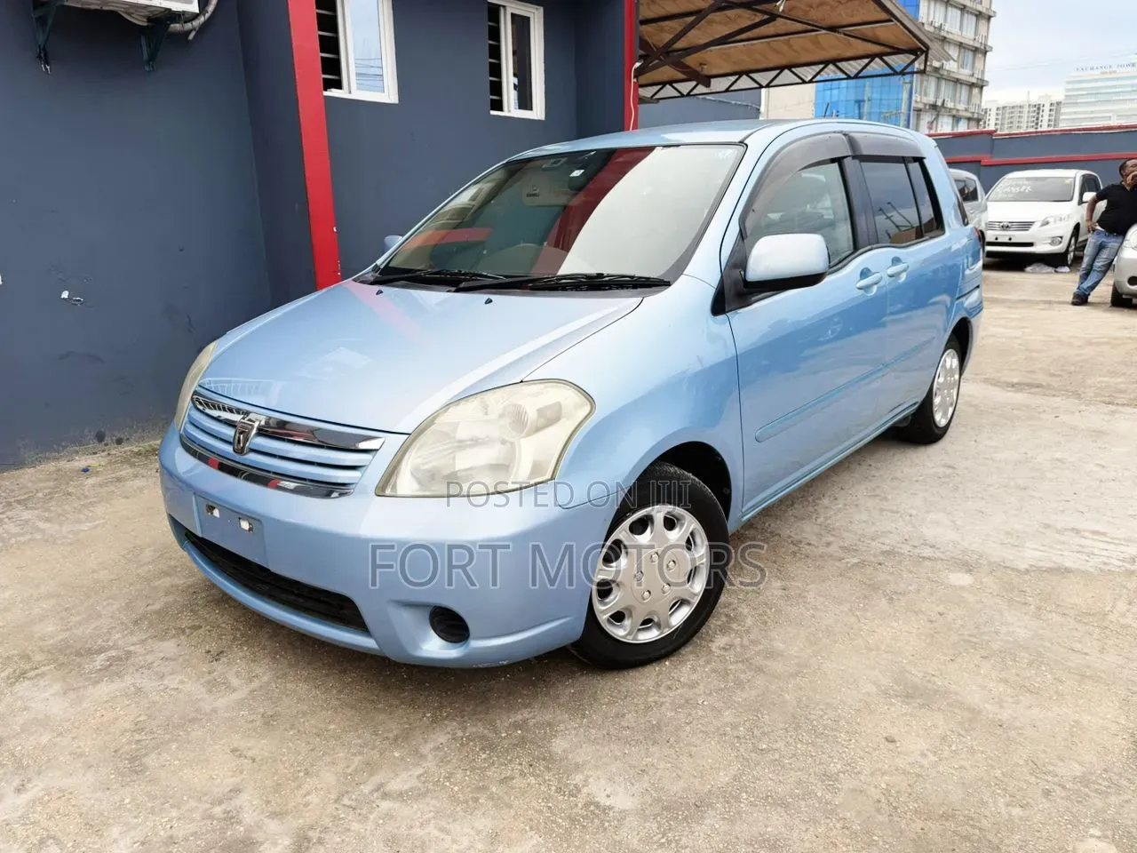 Toyota Raum 1.5 FWD 2004