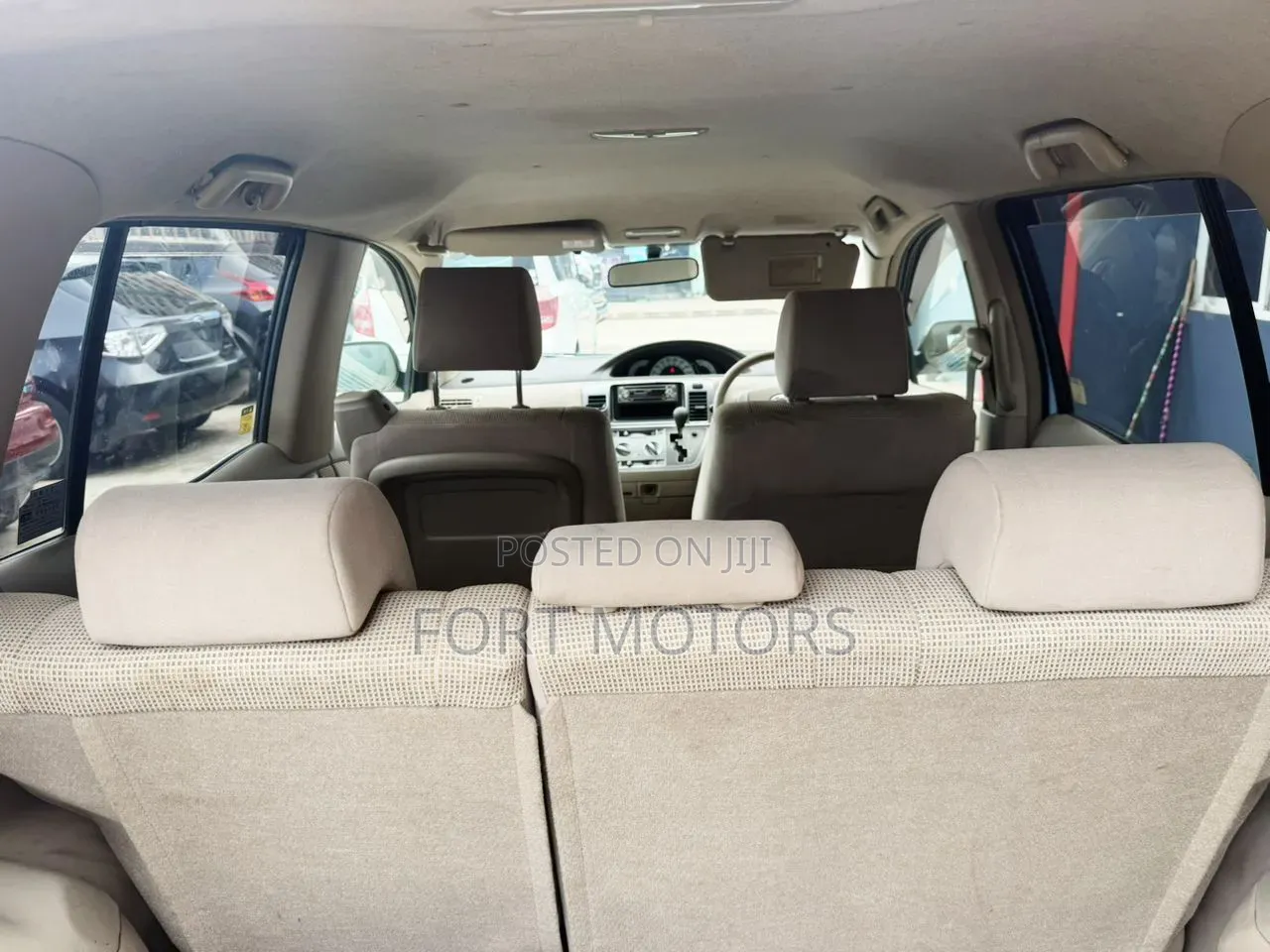 Toyota Raum 1.5 FWD 2004