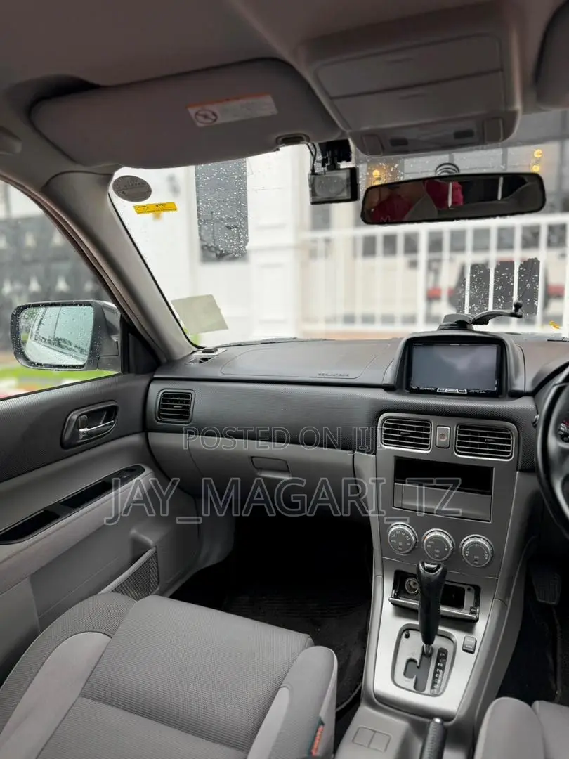 Subaru Forester 2006 White