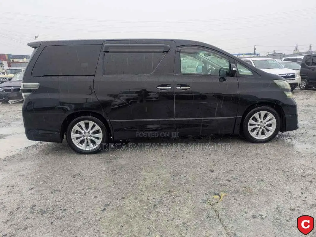 Toyota Alphard 2009 Black