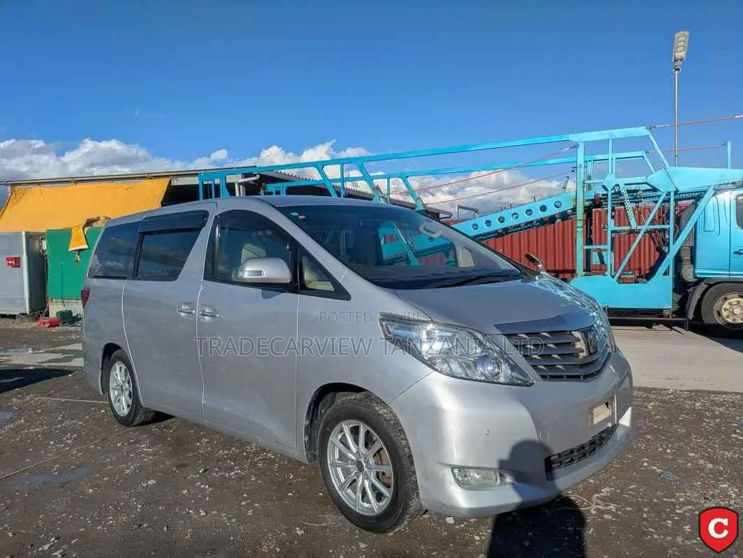 Toyota Alphard 2009 Silver