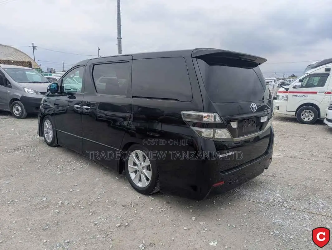 Toyota Alphard 2010 Black