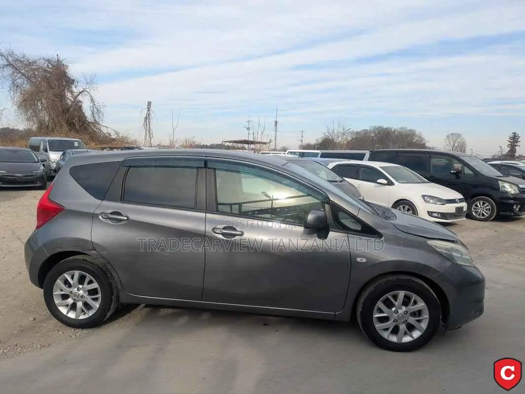 Nissan Note 2013 Gray
