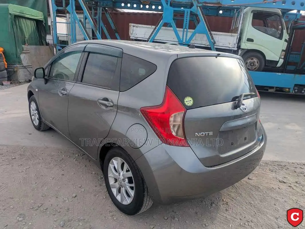 Nissan Note 2013 Gray