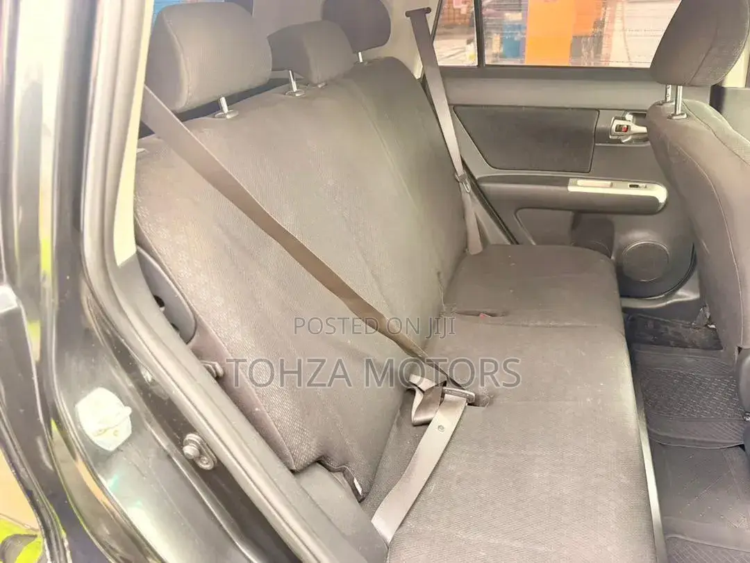 Toyota Corolla Rumion 2009 Black