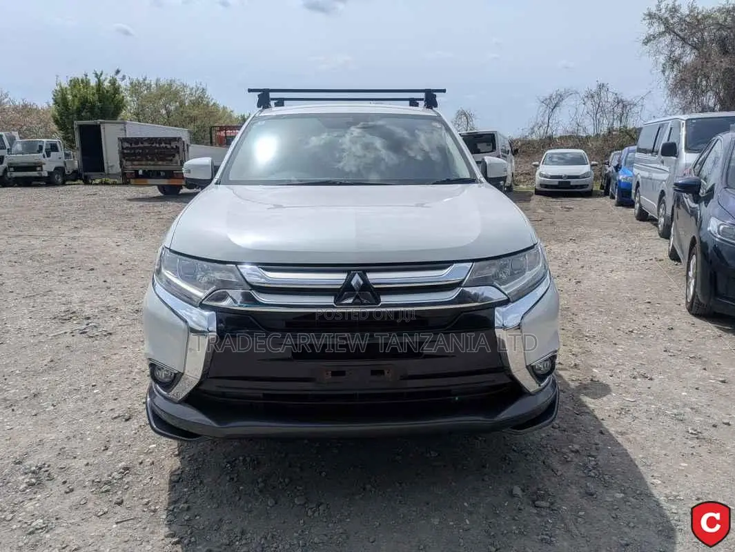 Mitsubishi Outlander 2016 Pearl
