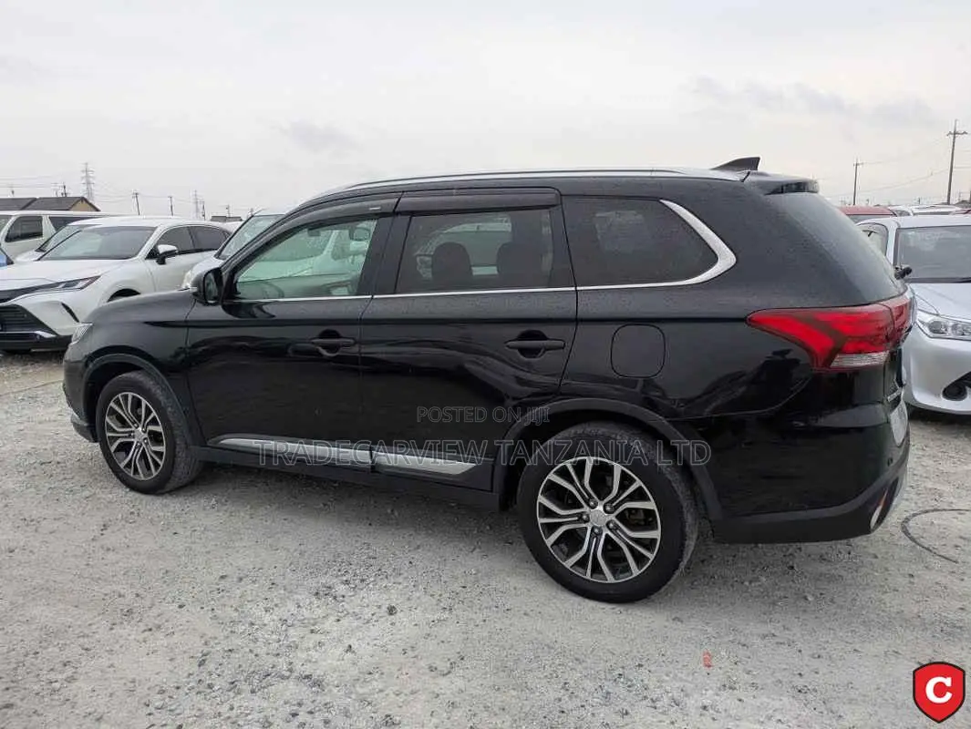 Mitsubishi Outlander 2017 Black