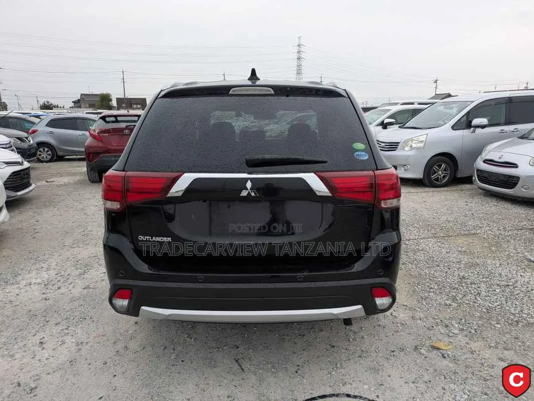 Mitsubishi Outlander 2017 Black