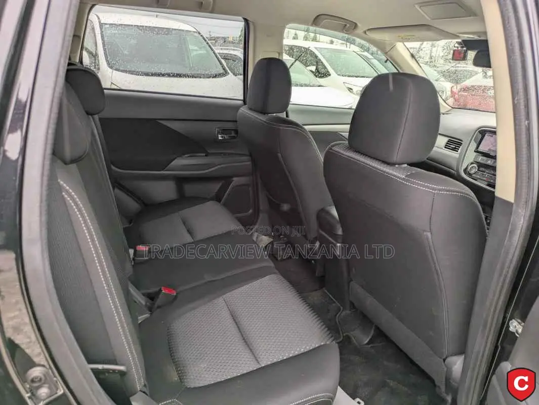 Mitsubishi Outlander 2017 Black