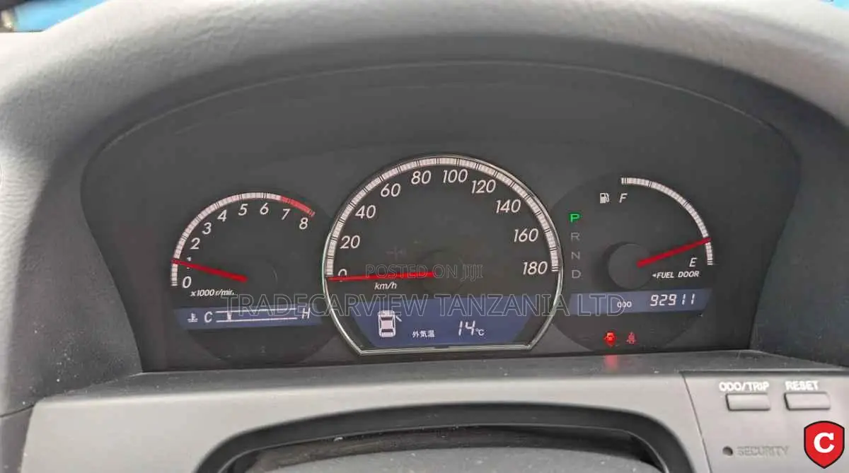 Toyota Crown Royale 2005 Silver