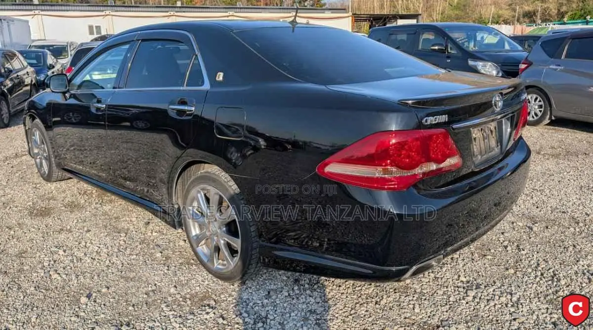 Toyota Crown 2009 Black