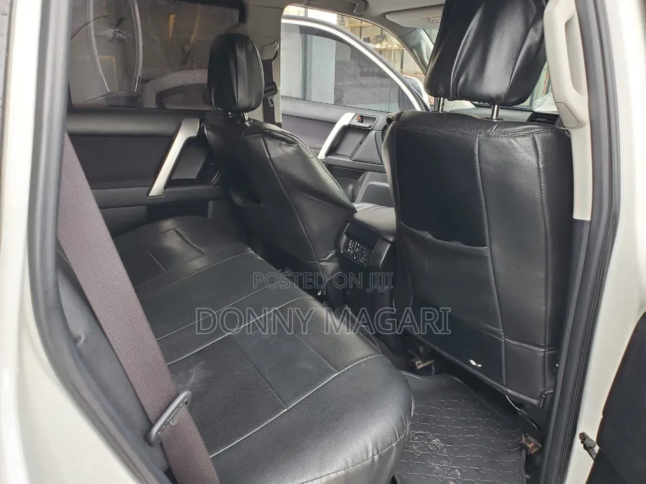 Toyota Land Cruiser Prado 2019 White