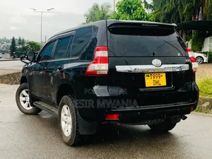 Toyota Land Cruiser Prado 2014 Black