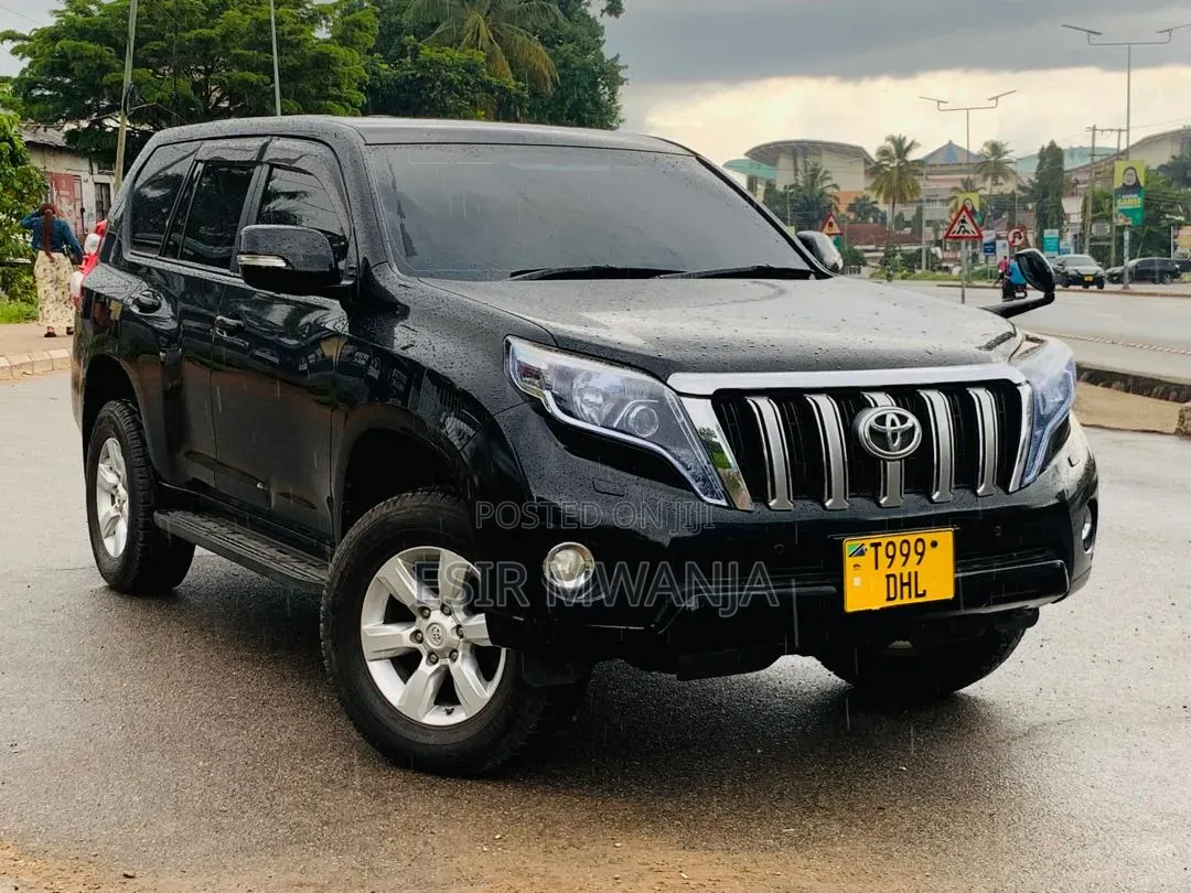Toyota Land Cruiser Prado 2014 Black