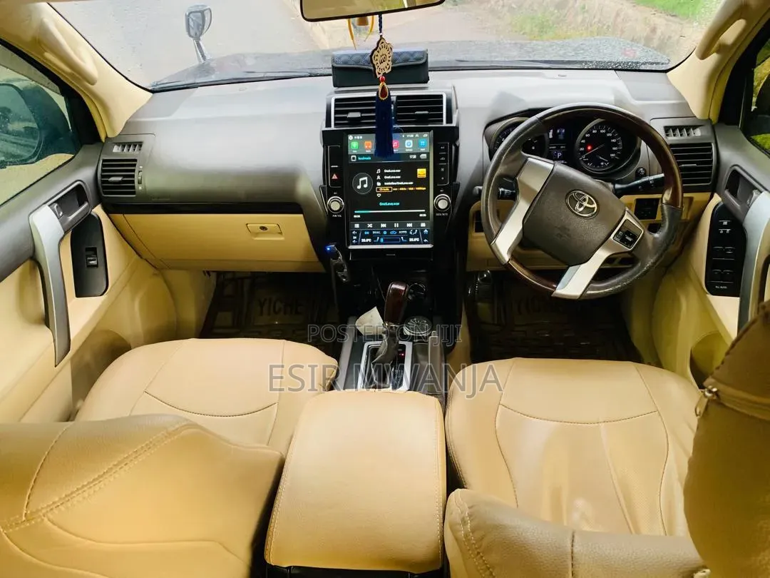Toyota Land Cruiser Prado 2014 Black