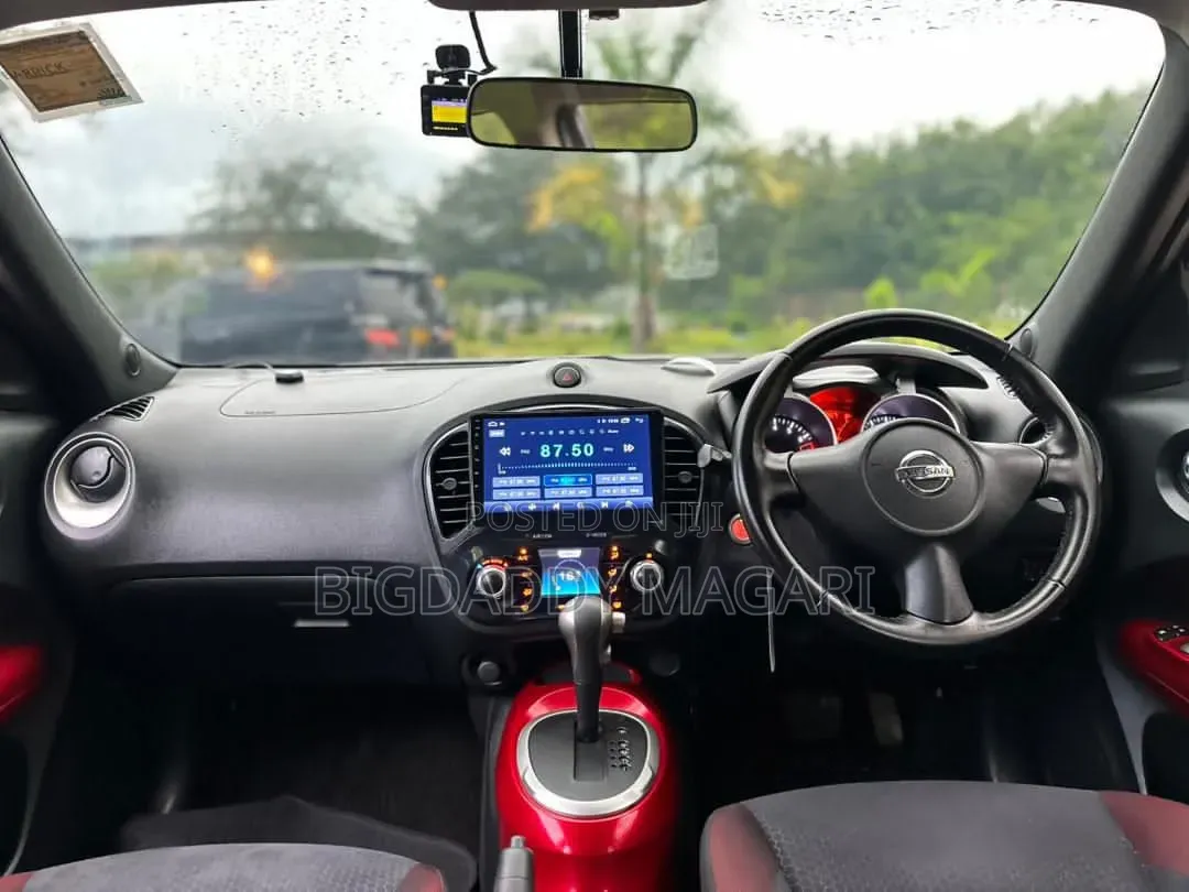 Nissan Juke 2012 Gray