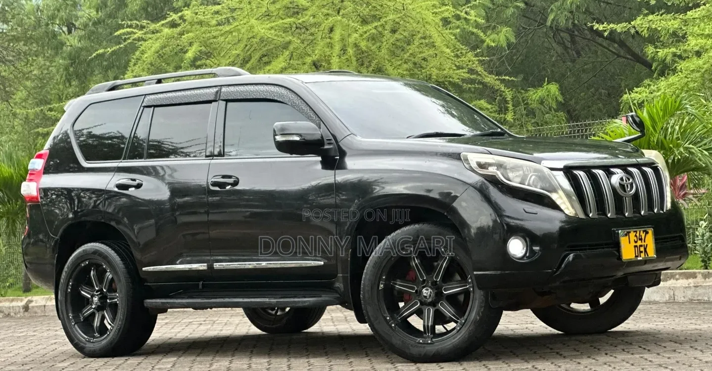 Toyota Land Cruiser Prado 2014 Black