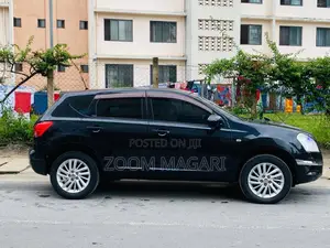 Nissan Dualis 2010 Black