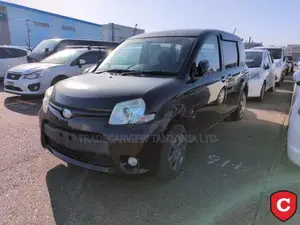 Toyota Sienta 2012 Black