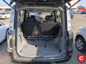 Toyota Sienta 2012 Black