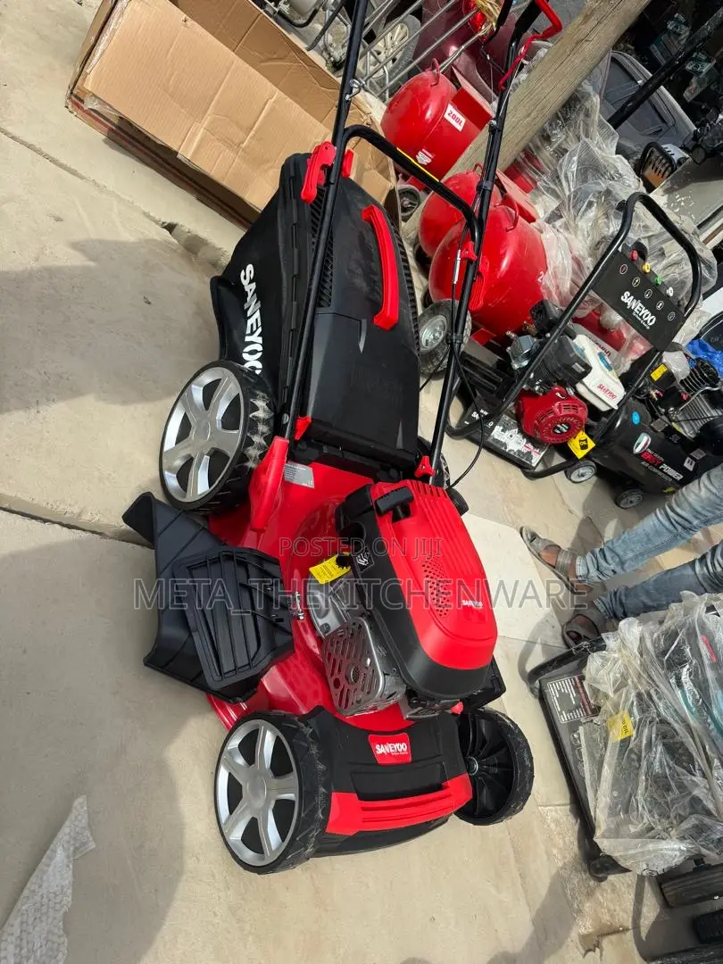 Saneyoo Automatic Lawn Mowe 20 Inches