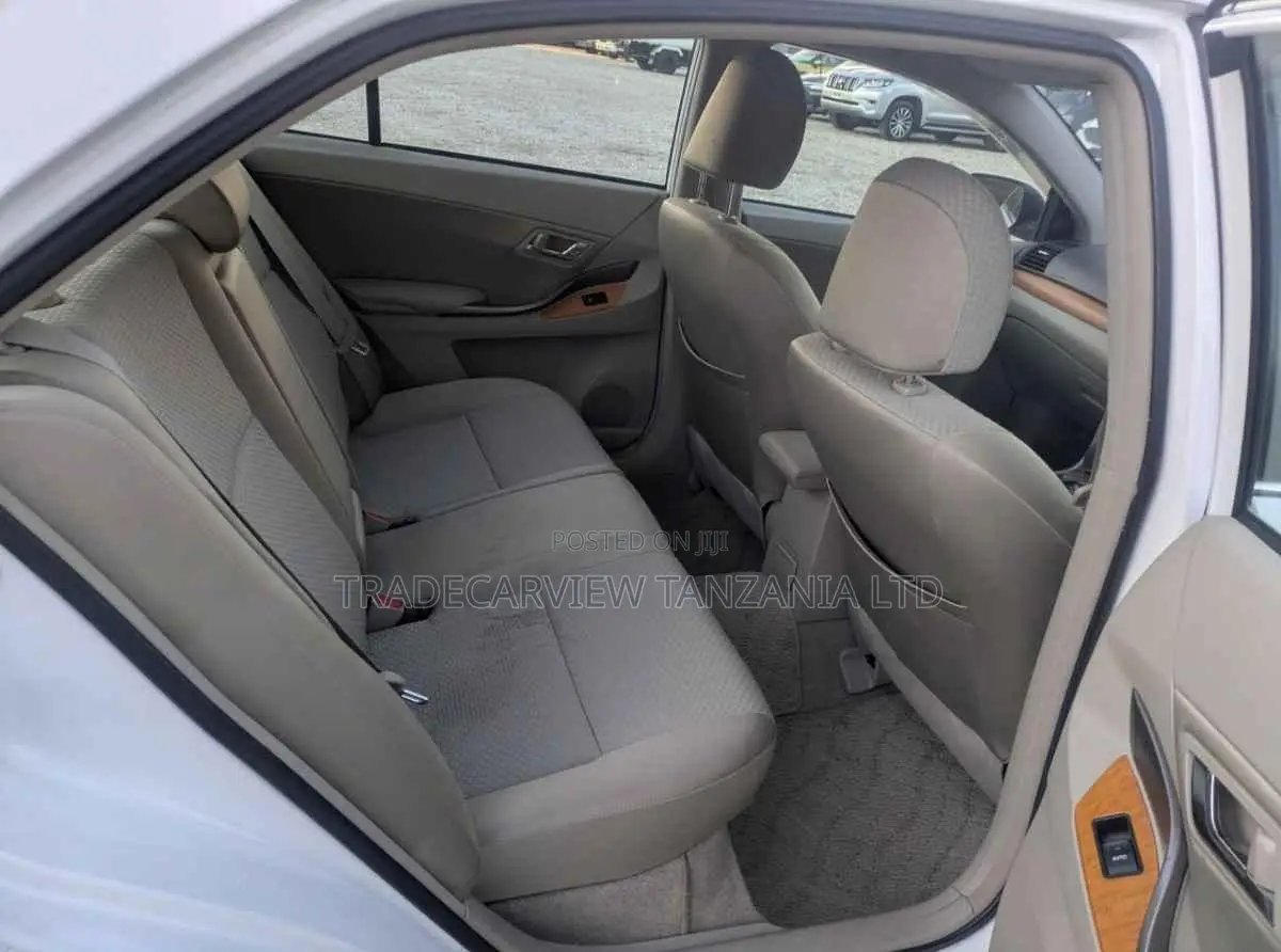 Toyota Premio 2009 Pearl