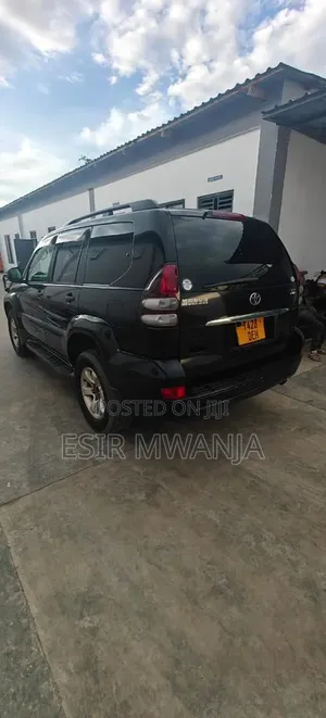 Toyota Land Cruiser Prado 2006 Black