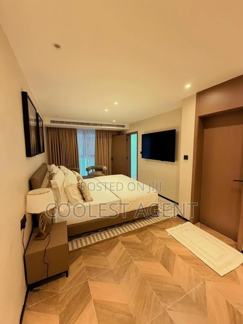 Furnished 3bdrm Duplex in Coolest Estate, Oyster Bay for rent