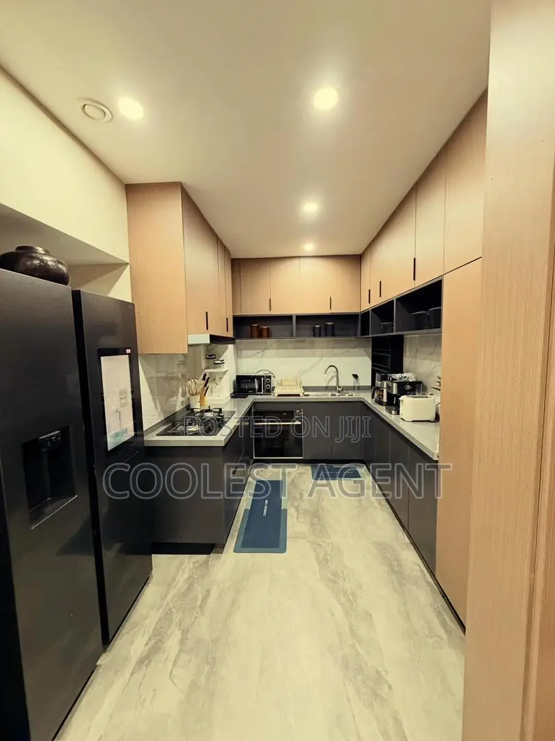 Furnished 3bdrm Duplex in Coolest Estate, Oyster Bay for rent