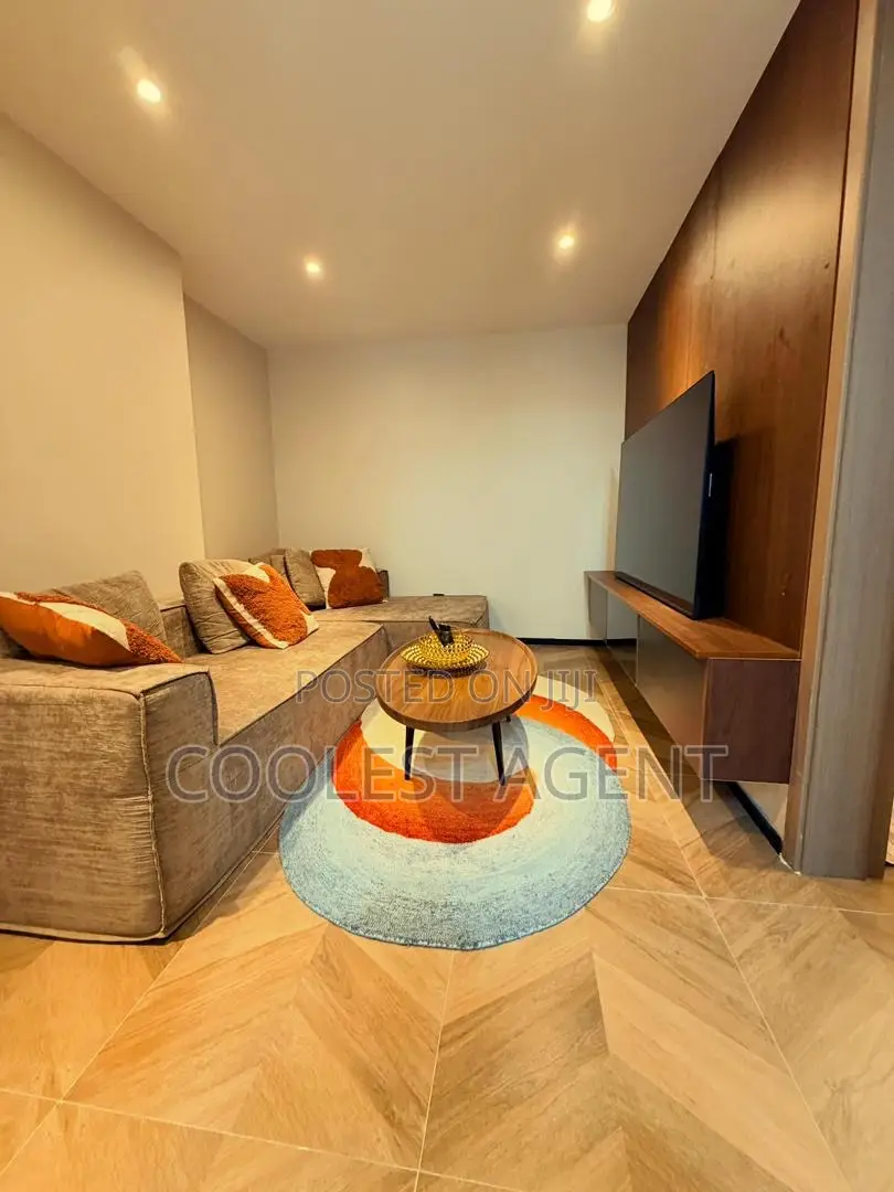 Furnished 3bdrm Duplex in Coolest Estate, Oyster Bay for rent