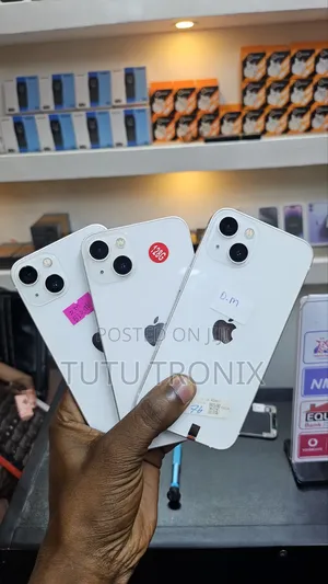 Apple iPhone 13 128 GB White