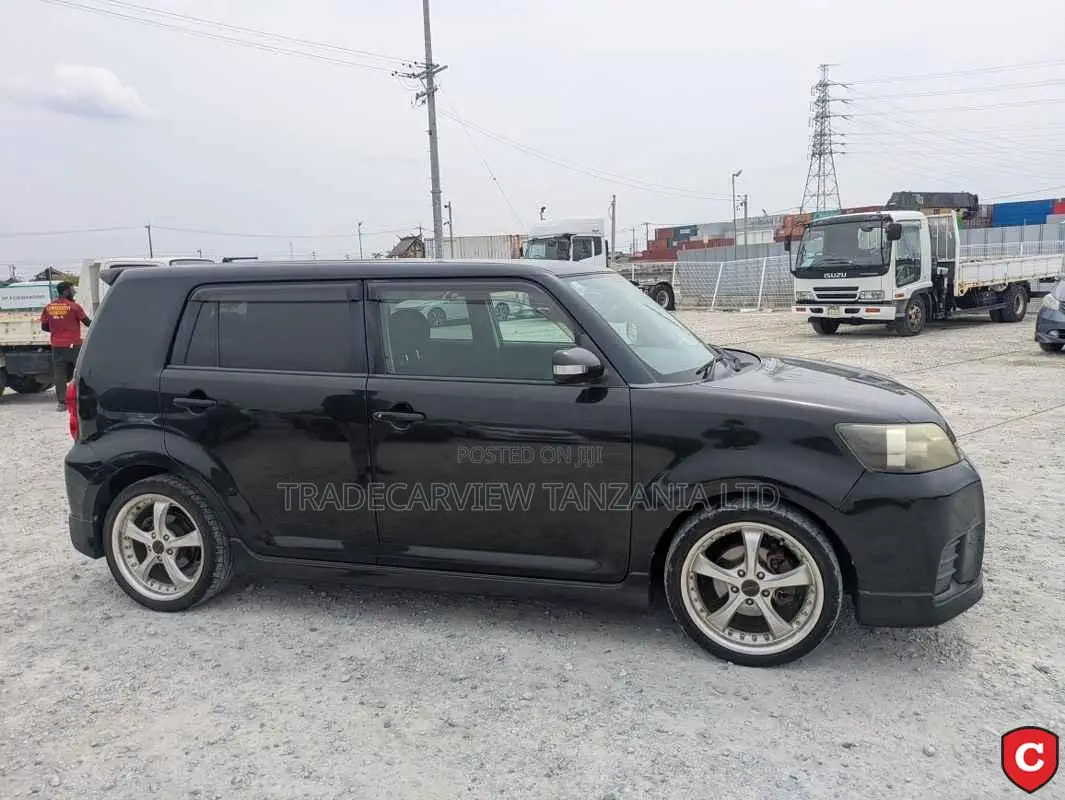 Toyota Corolla Rumion 2009 Black