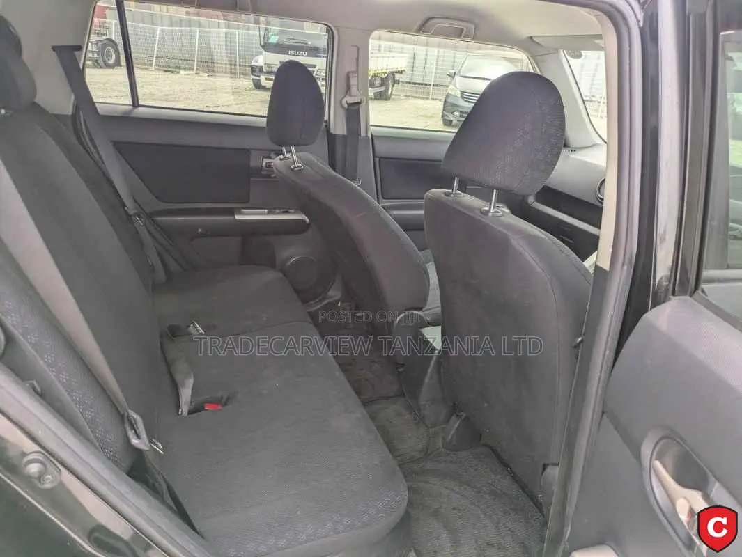 Toyota Corolla Rumion 2009 Black
