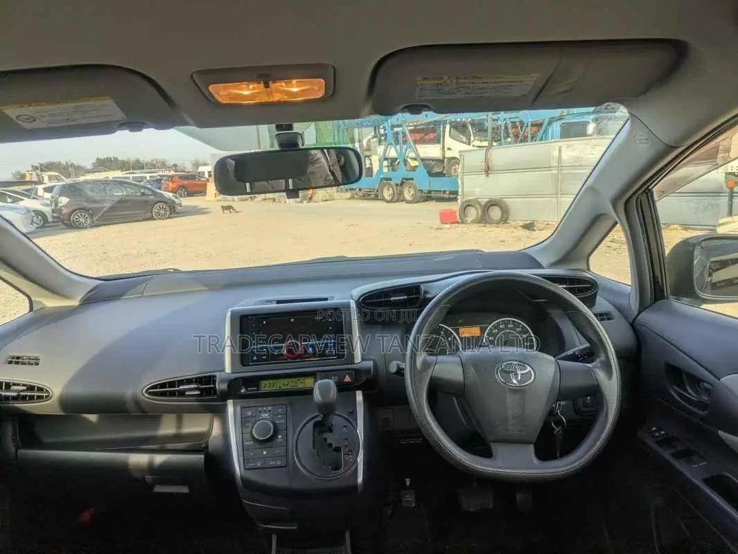 Toyota Wish 2010 Black